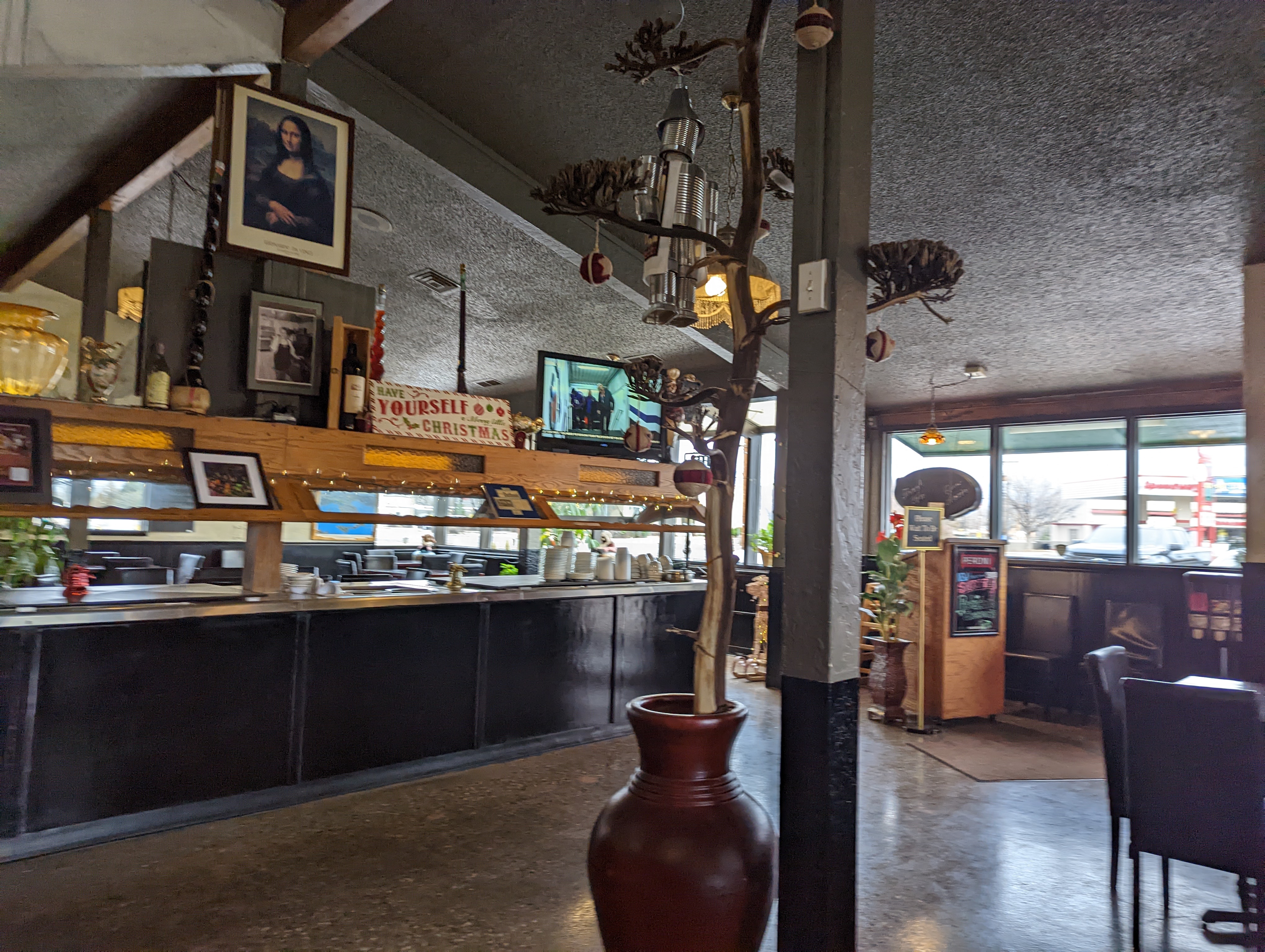 Luigi's Restaurant and Pizzaria