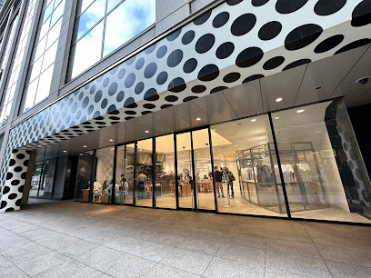 Photo of COMME des GARCONS Marunouchi Store