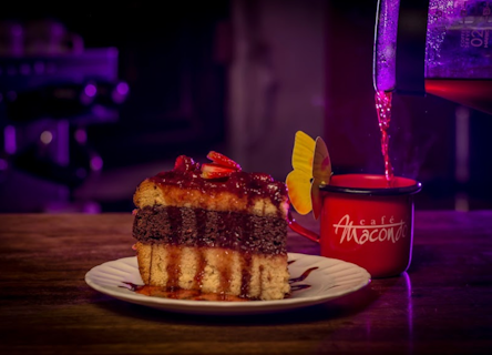 Macondo: Desserts & Coffee