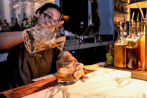 Paper Doll Bar