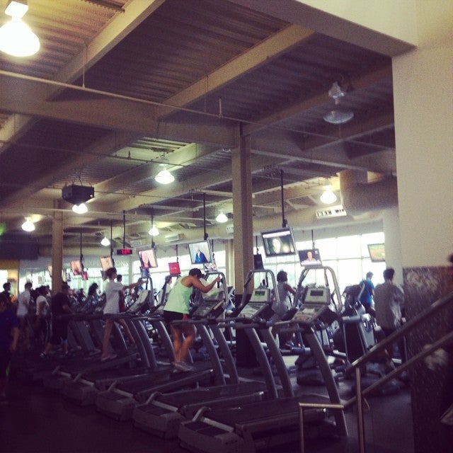24 Hour Fitness