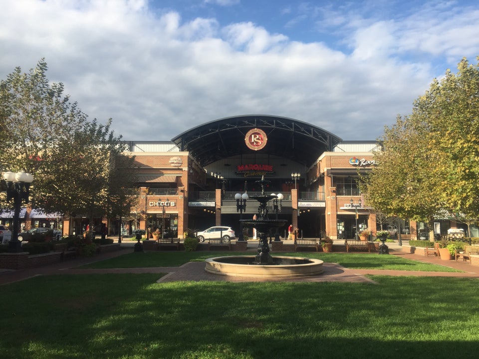 Photo of Pullman Square