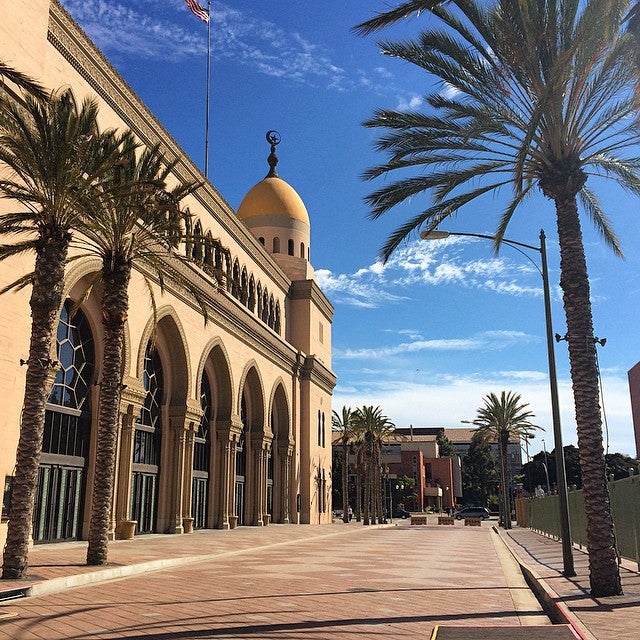 Photo of Shrine Auditorium and Expo Hall