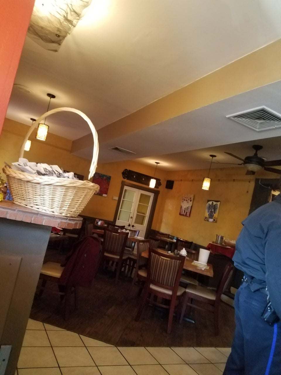 Hinge Cafe
