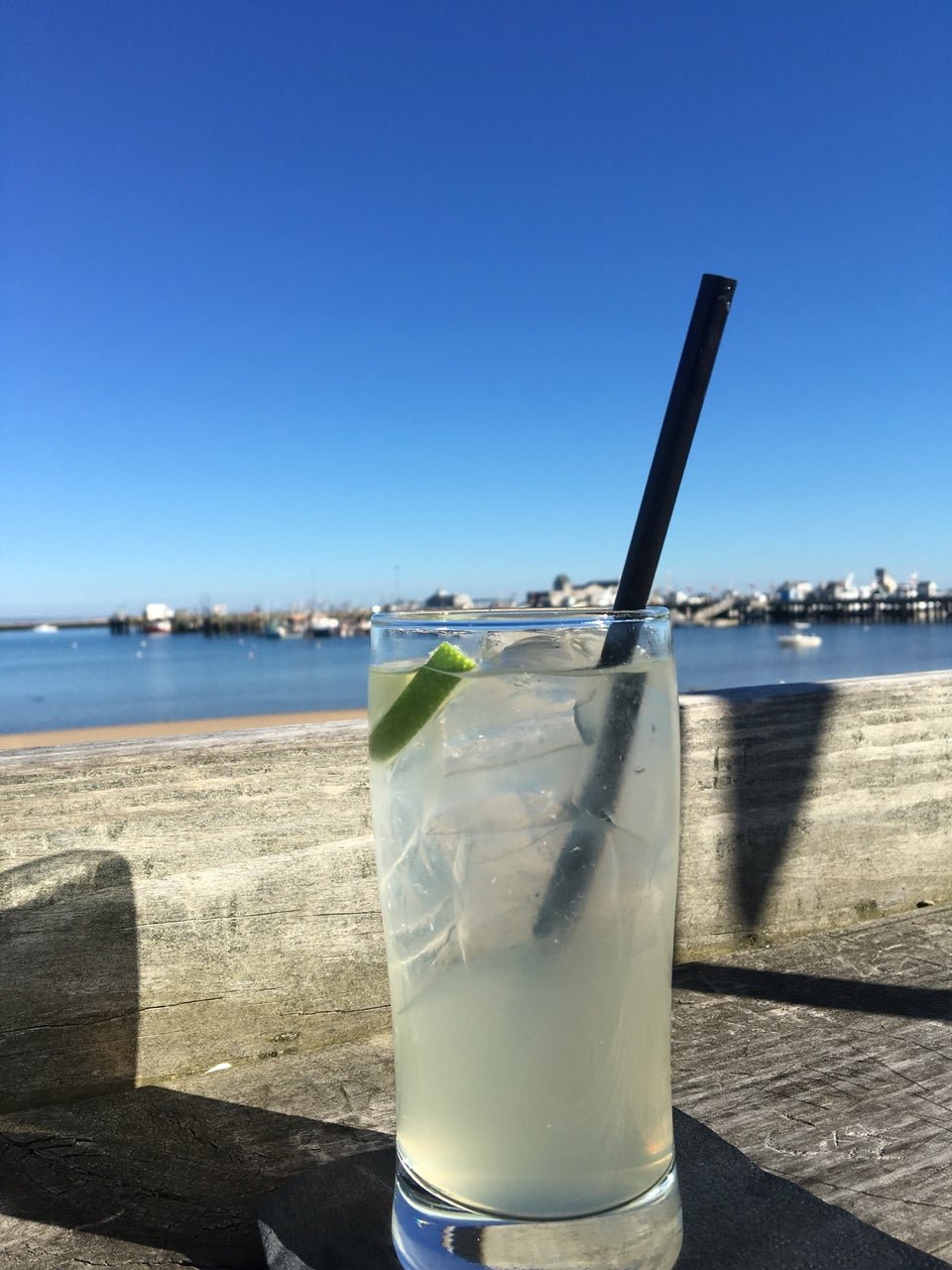 Harbor Lounge