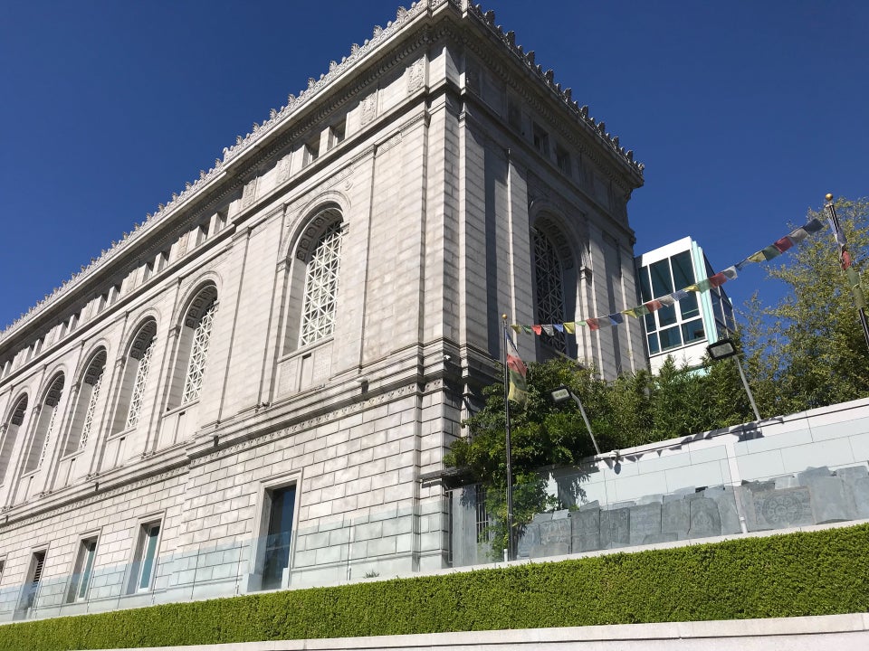 Asian Art Museum
