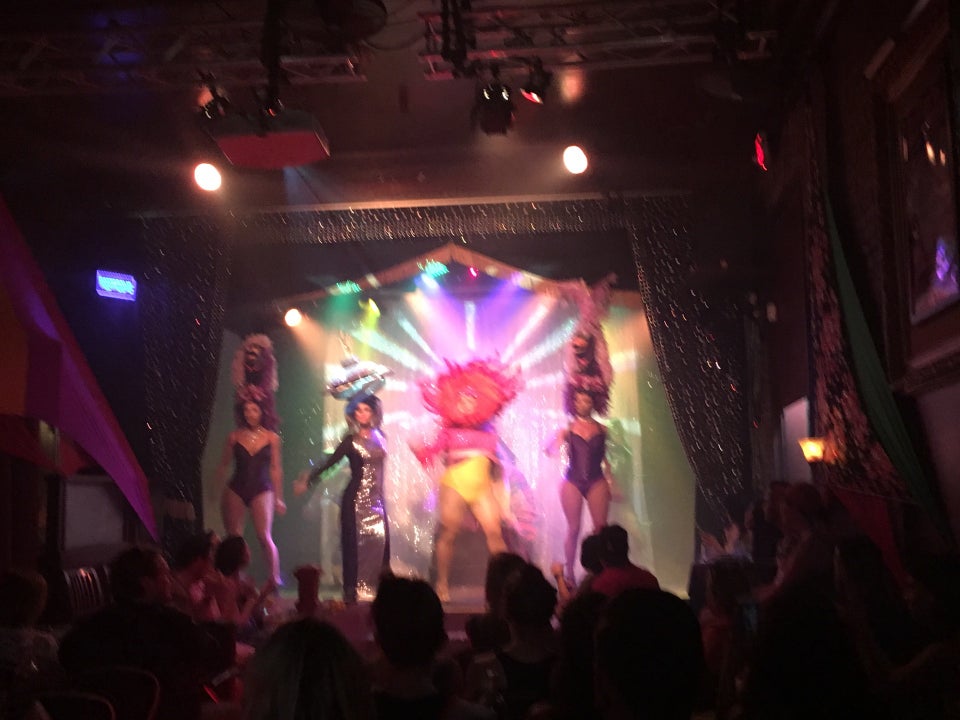 Le Faux Show at Julia’s on Broadway