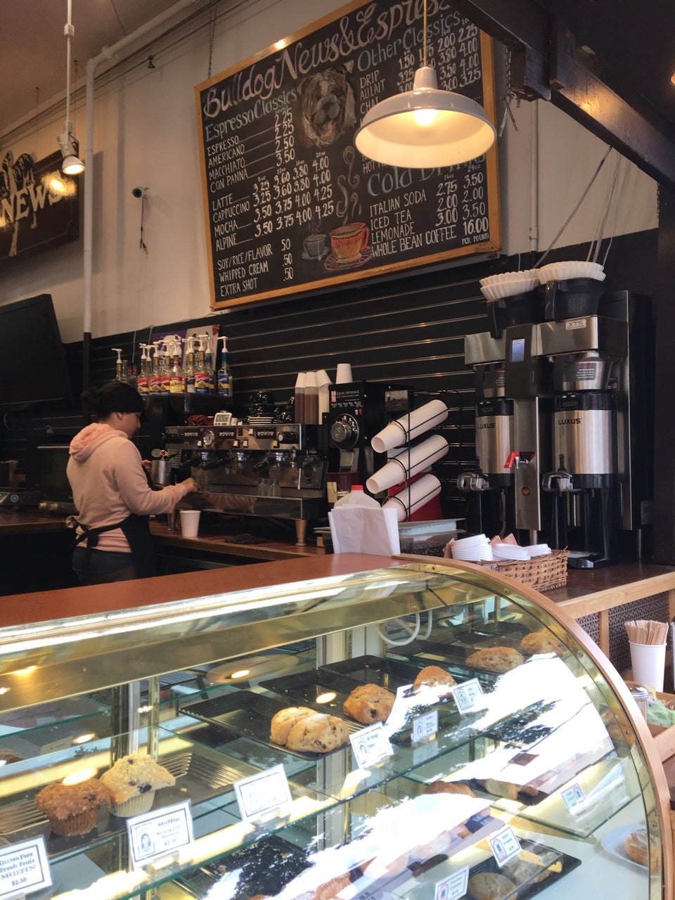 Bulldog News & Café
