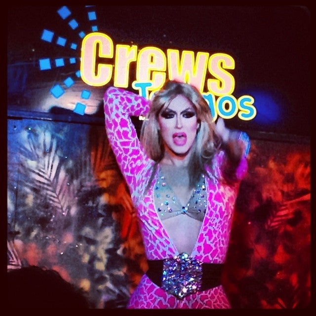 Crews & Tangos