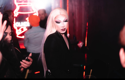 CLANDESTINA