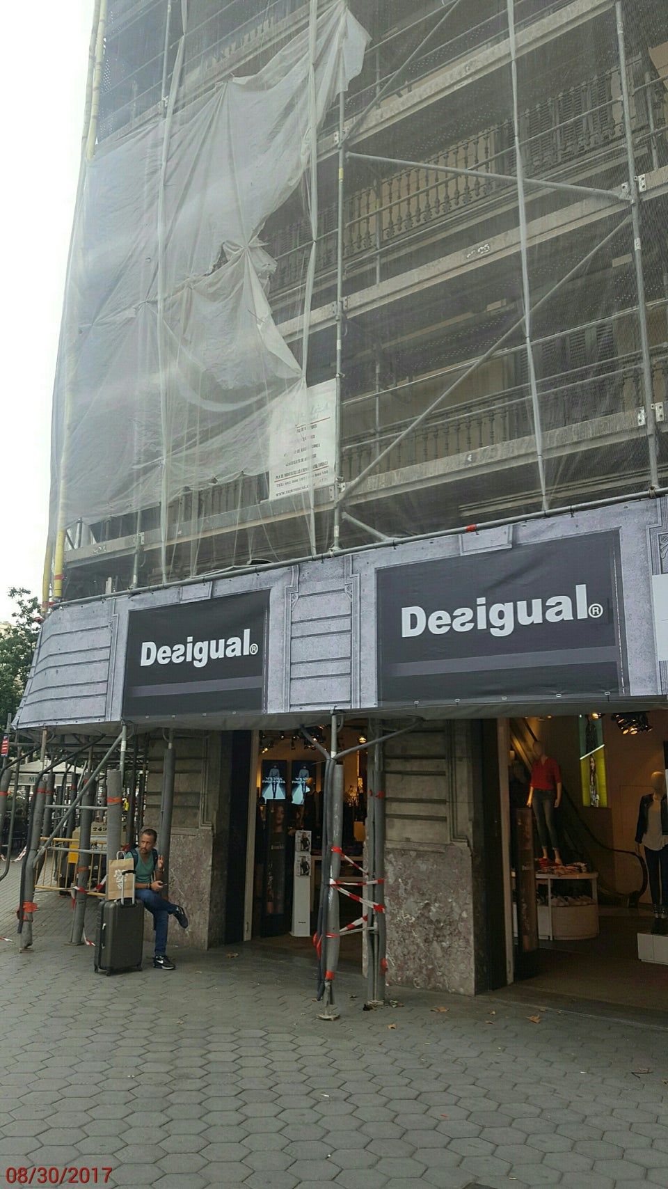 Photo of Desigual
